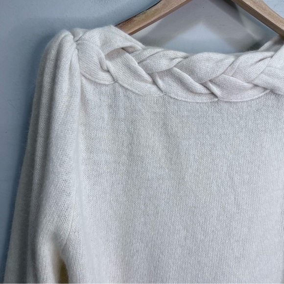 Vintage Andre Christian Cream Lambswool Sweater Size Small - Picture 5 of 13